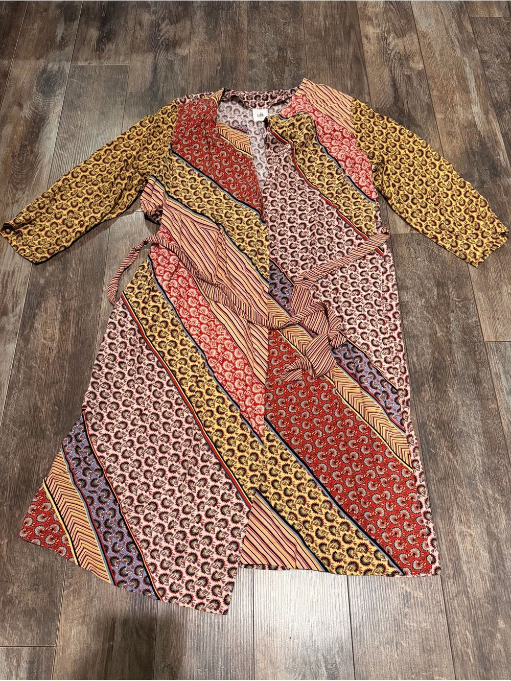 🌼CAbi Multicolor Patterned Wrap Cape